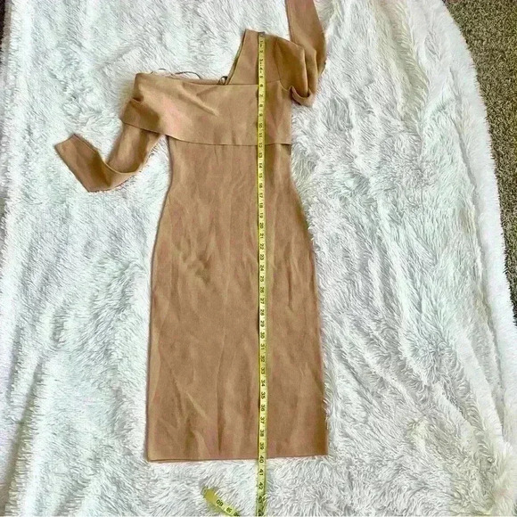 Reiss Ella Dress One Shoulder Long Sleeve BodyCon Knit Camel Midi Academia Sexy - Picture 11 of 12